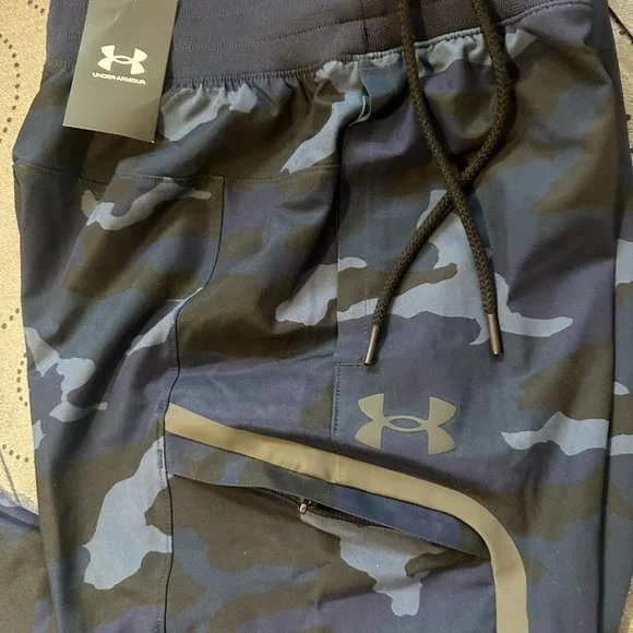 UNDER ARMOUR ELITE FITTED SPORSTYLE BLUE'S CAMO PANTS SIZE L M OR S MEN NWT $100